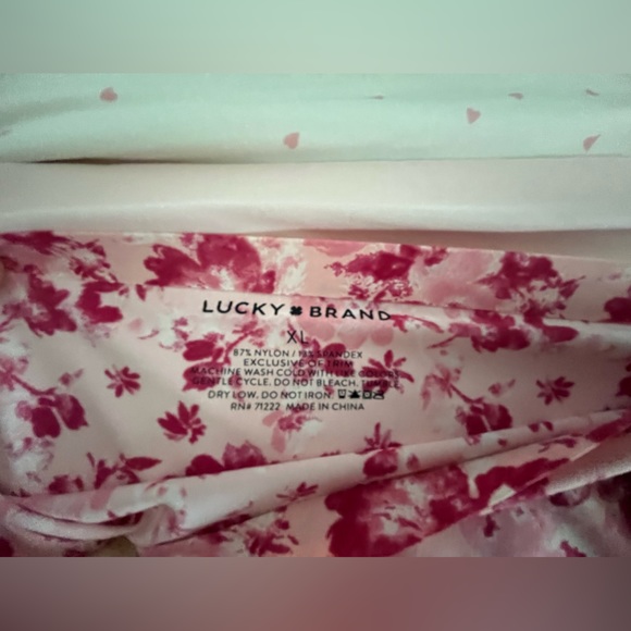 Lucky Brand no Panty lines Smooth &Silky Laser Cut Tech Sealed 5 pc Panties Set - Picture 9 of 10